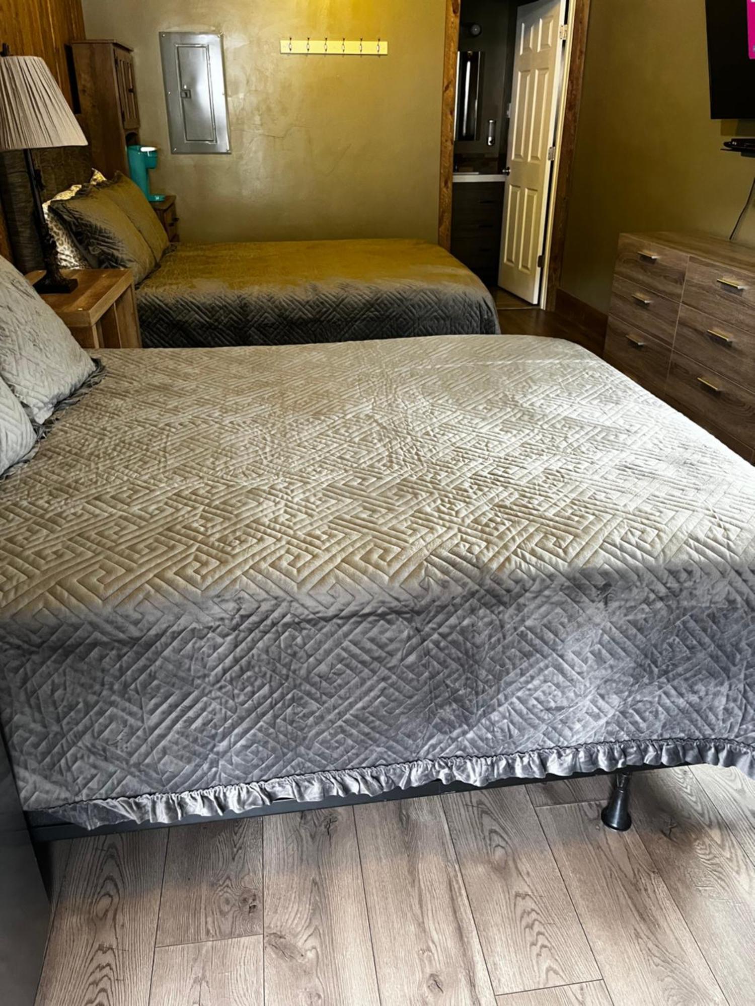Parkway Yellowstone Guest House Room #2 ガーディナー エクステリア 写真